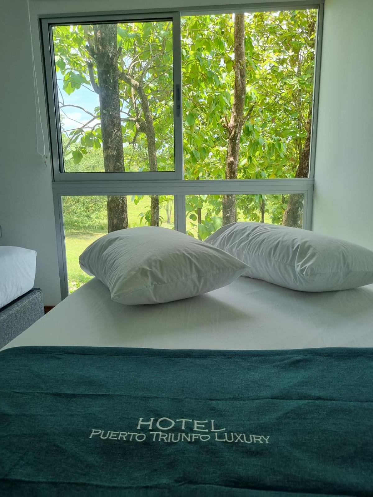 Hotel Puerto Triunfo Doradal المظهر الخارجي الصورة